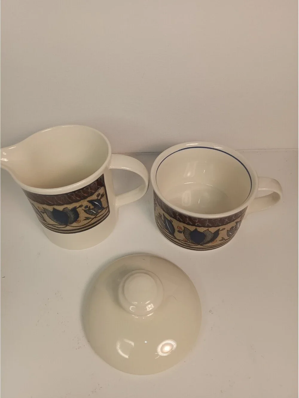 Mint Mikasa Arabella Creamer and Sugar Bowl with Lid Set CAC01 Vintage Mint